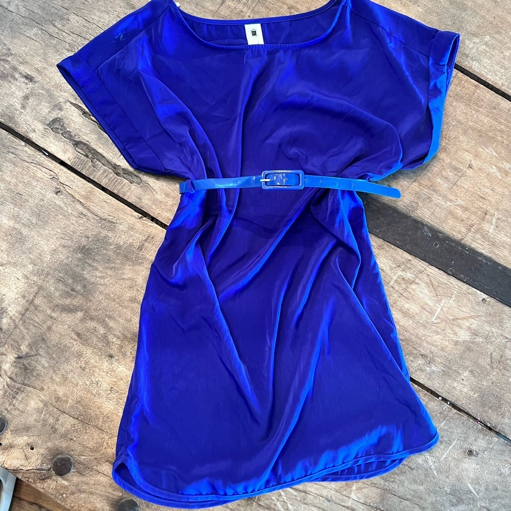 Shift dress with belt